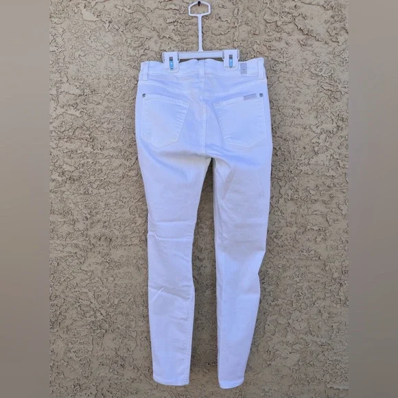 7 for all Mankind NWOT Women's White Jeans - Picture 3 of 10